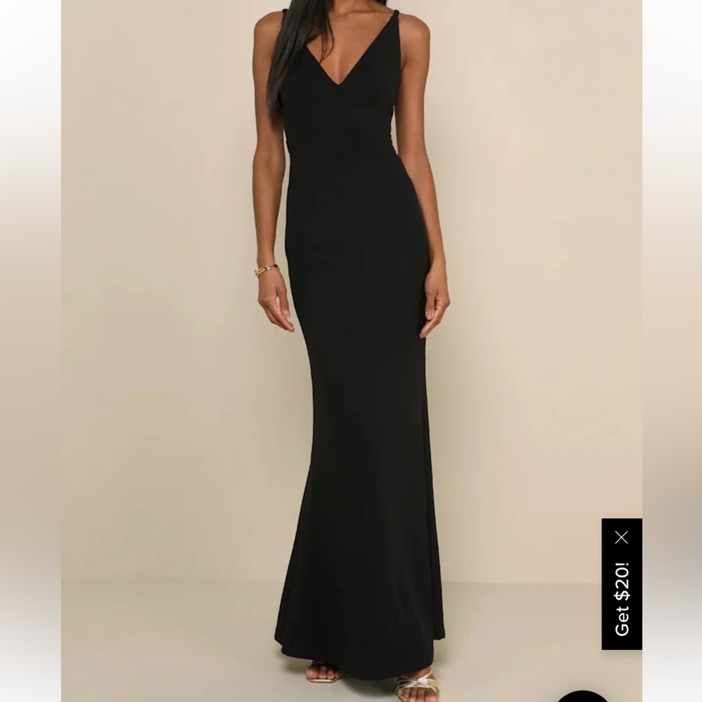 Lulu's Classic Black Maxi Dress